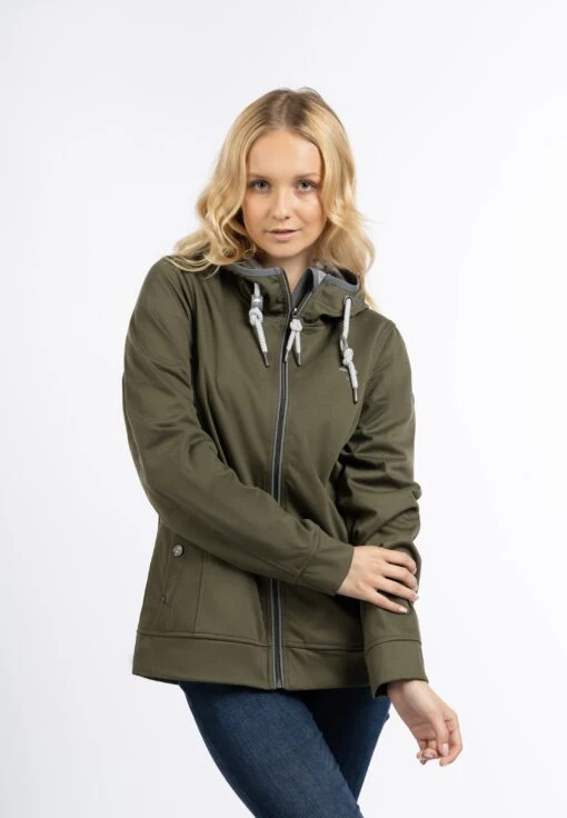 Schmuddelwedda Outdoorjacken Funktionsjacke Kianna Frauen Oliv -Schmuddelwedda 57e655e3cedf96ae121abca6a99c8433 scaled