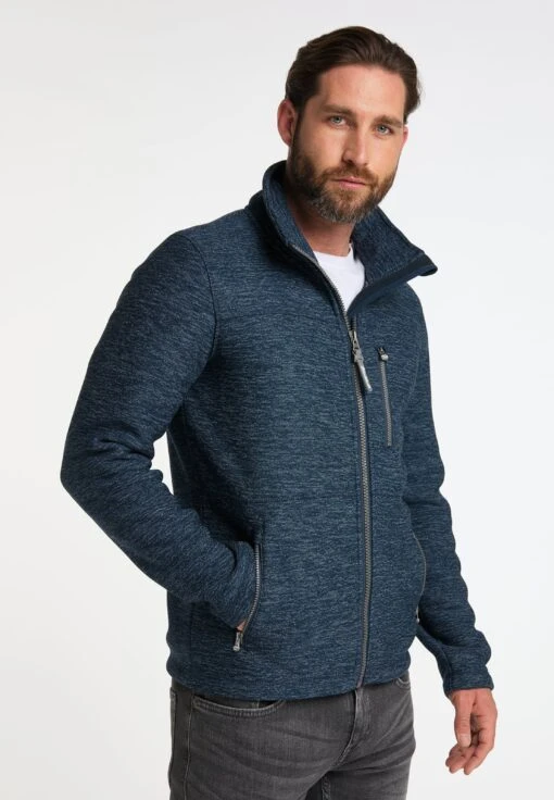 Schmuddelwedda Fleecejacken Fleecejacke Männer Taubenblau -Schmuddelwedda a6388980954794a9b6321ca6ffcc8336 scaled